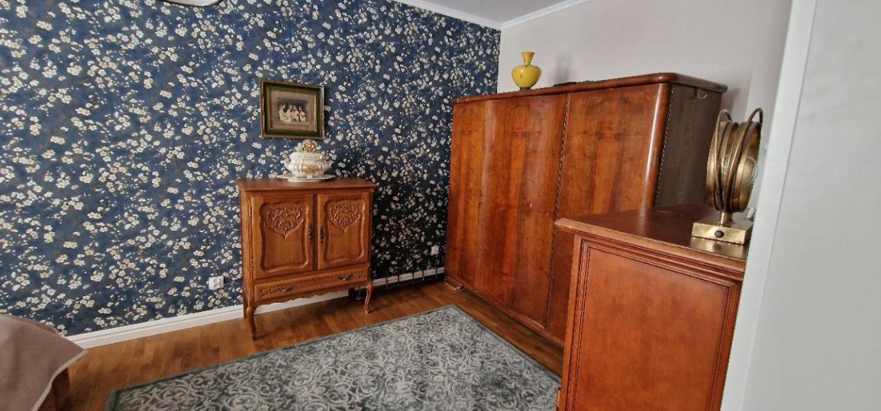 Wojciecha 9b 2 - Srodmiescie 70m2 *